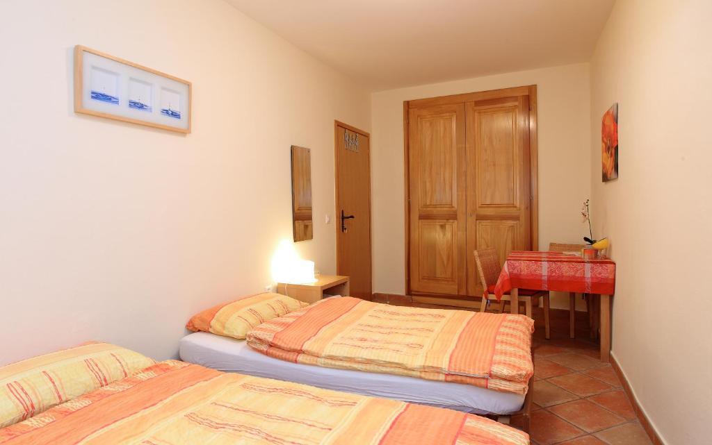 Annie'S Bed & Breakfast Ascona Rum bild
